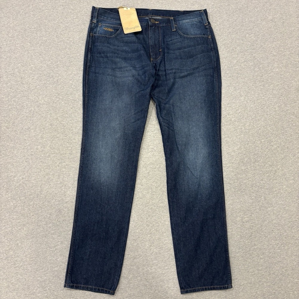 NEW Wrangler Greensboro Jeans Men's Size 36x33 Blue Denim NWT Straight Leg